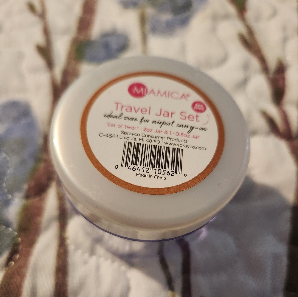 NWT travel jar set